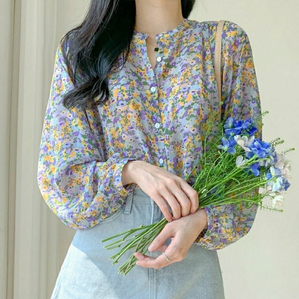 Fashion Women′ S Chiffon Blouse Long Sleeve Flowers Print - China Women's  Shirt and Print price