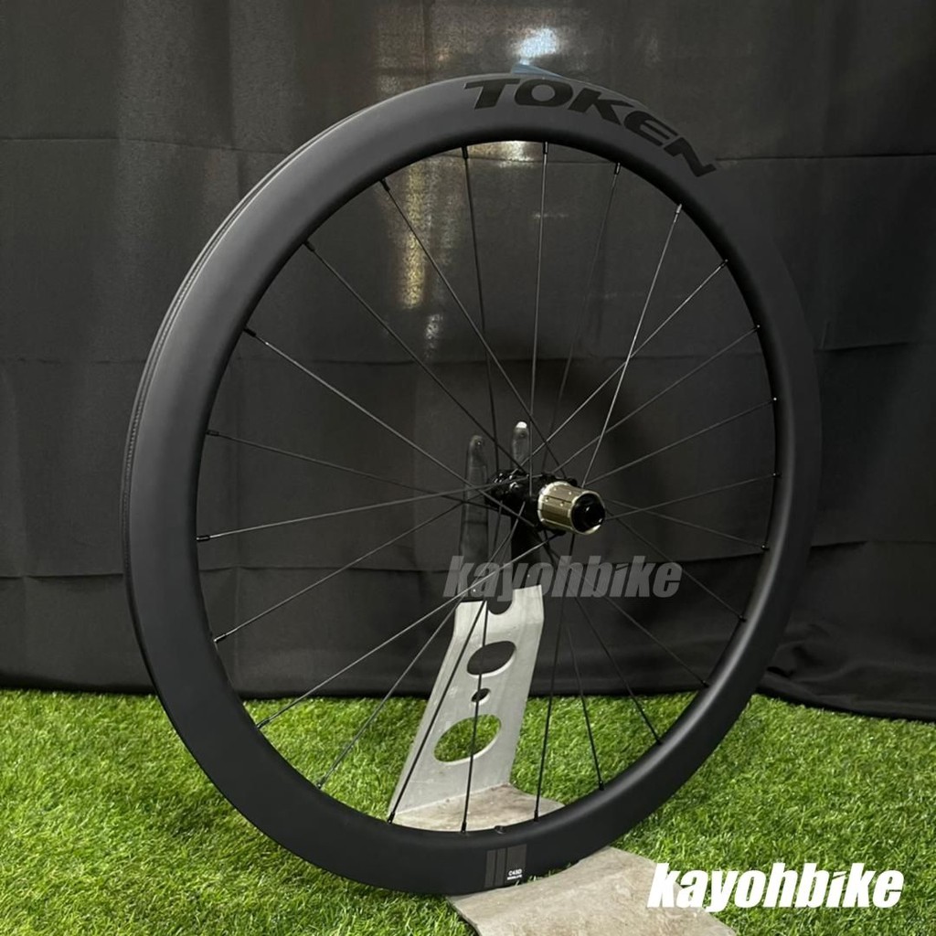 Token disc clearance wheelset