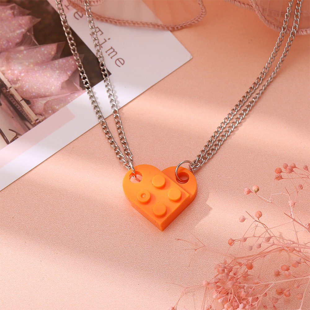 Lego couple chain hotsell