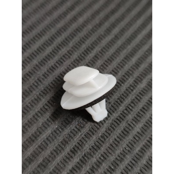 peugeot door trim clip (100pcs) Shopee Malaysia