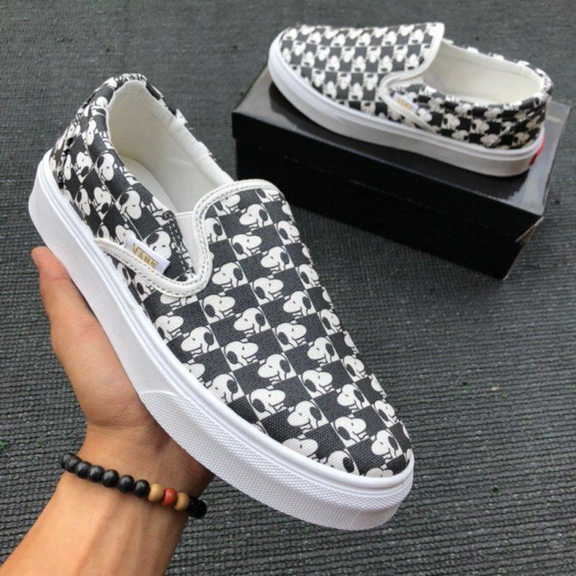 VANS SLIP ON SNOOPY WHITE BLACK Shopee Malaysia