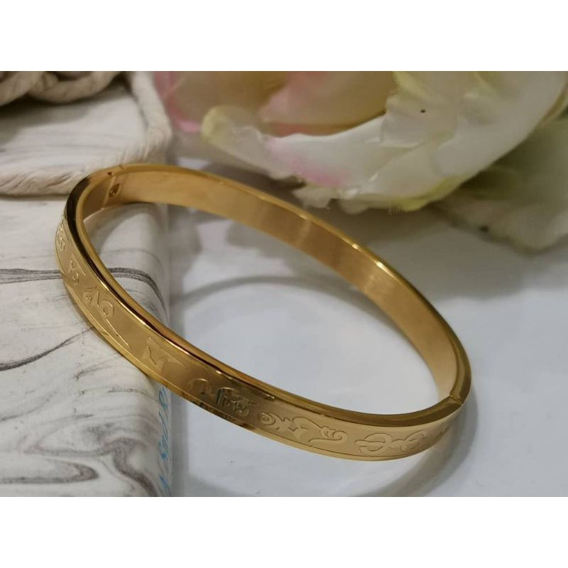 Stainless steel gold plated Om Mani Padme Hum ladies bangle! | Shopee ...