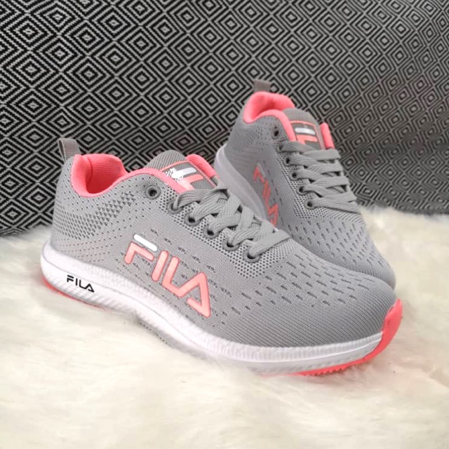 Fila cheap skip women's