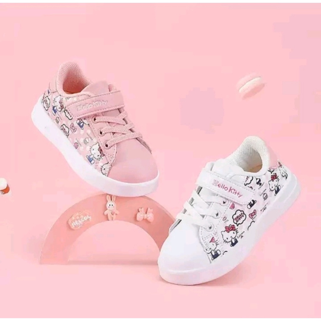 Hello Kitty Shoes For Girls Latest Edition Hello Kitty Trendy Sneaker Shoes Shopee Malaysia