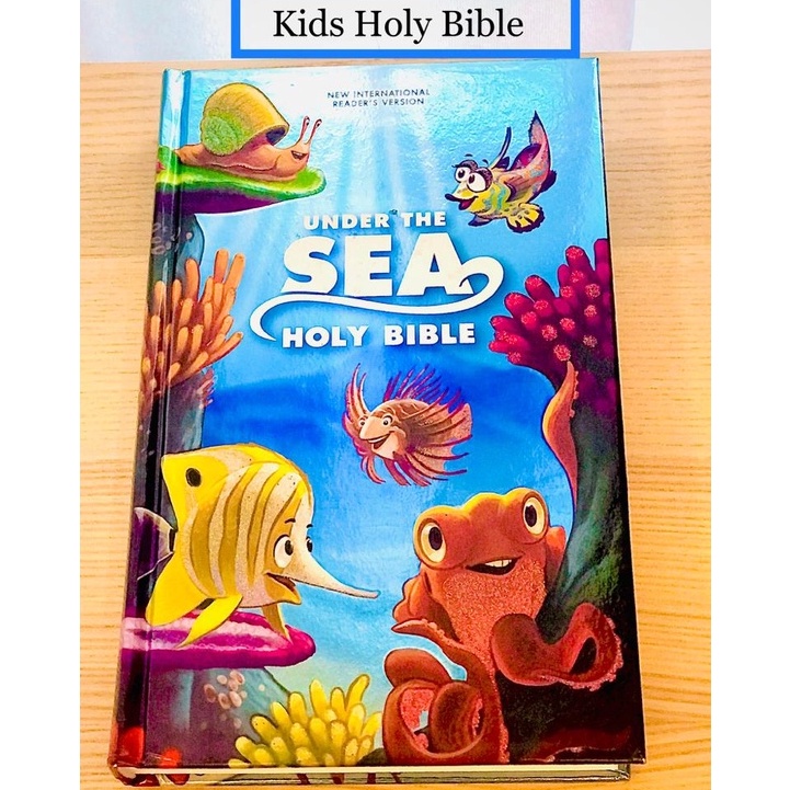 Holy Bible, NIrV (New International reader's Version) Under the Sea