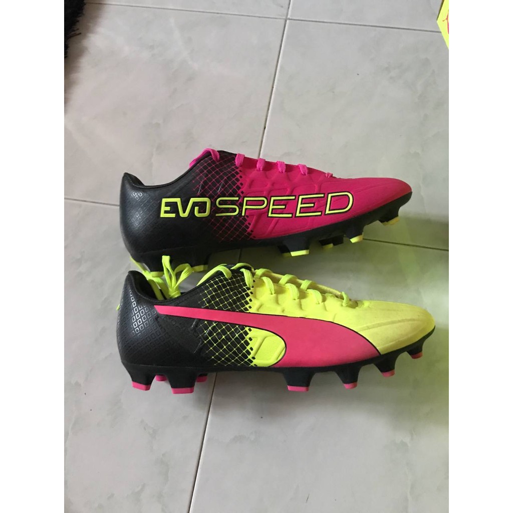 PUMA EVOSPEED BOOTS SIZE UK 7 1 2 MEN Shopee Malaysia