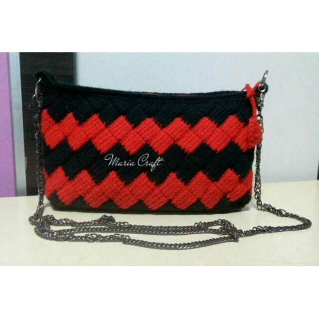 🌻LIMITED🌻Beg kait ( handmade ) merah vs hitam | Shopee Malaysia