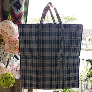 现货!Super big bag with zip ,Thick non woven,space saving, water proof surface,  durable 73cm high/ 69cm length/ 30cm width