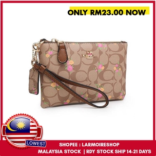 Coach Micro Tilly, Women's Fashion, Bags & Wallets, Purses & Pouches on  Carousell