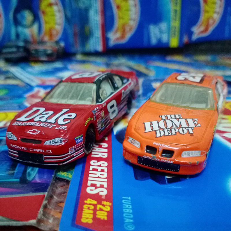 🔥🔥HASBRO ORIGINAL!!NASCAR HOME DEPOT & DALE EARNHARDT LOOSE !! DIECAST