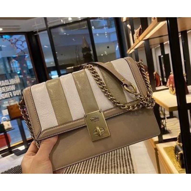 Coach hutton best sale shoulder bag colorblock