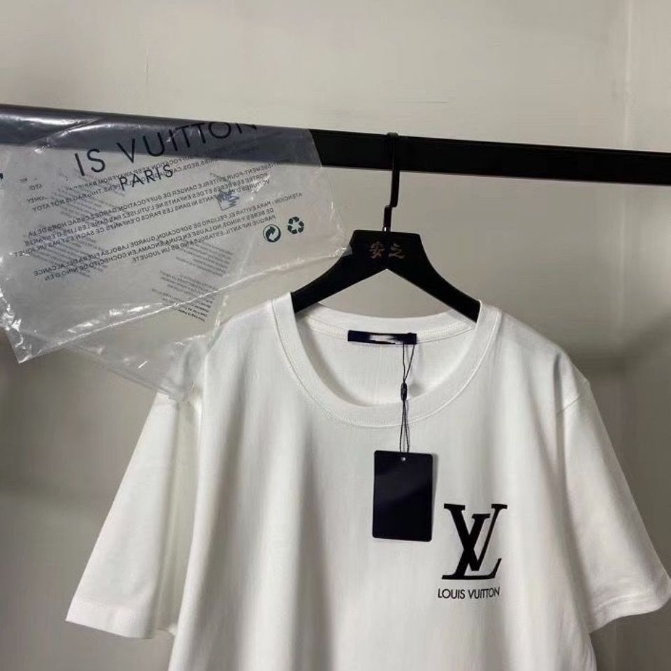 Shop Louis Vuitton 2024 SS Unisex Street Style Short Sleeves Bridal Logo T-Shirts  (Street sign t shirt white, 1AC3A1) by Mikrie