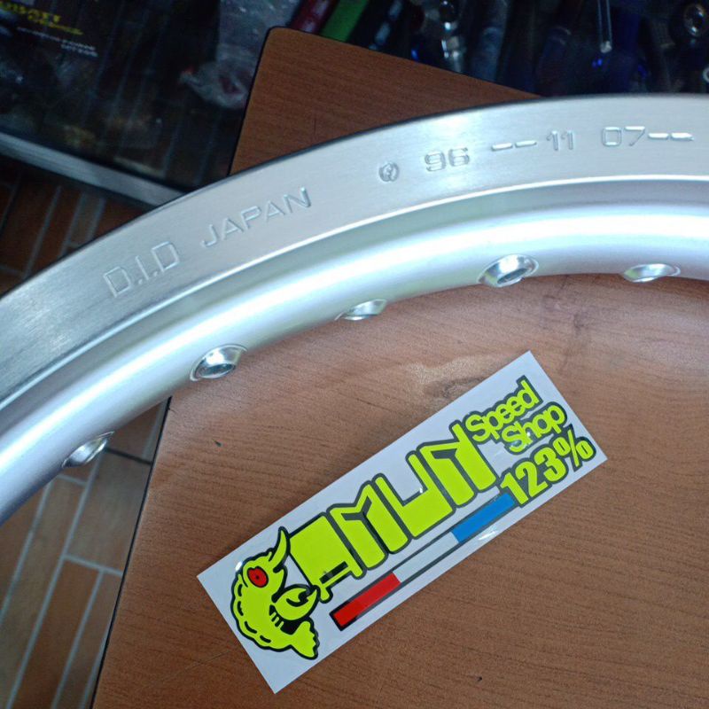 DID professional rims Rim ring 18 width 215 DID Japan rims Ring 18 ...