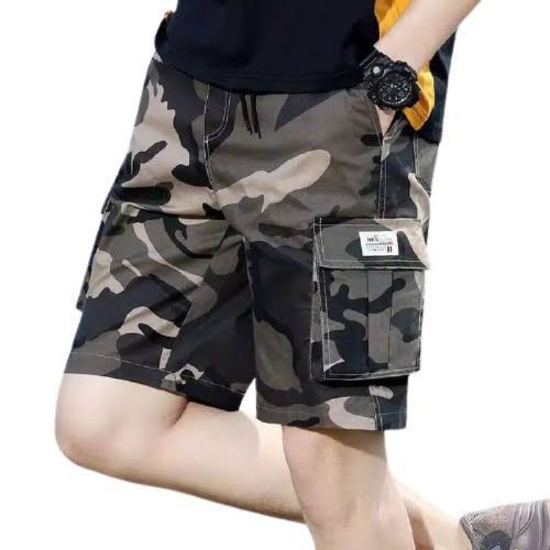 MEN'S CARGO SHORTS WITH COLORFUL MOTIF Army CARGO SHORTS Army