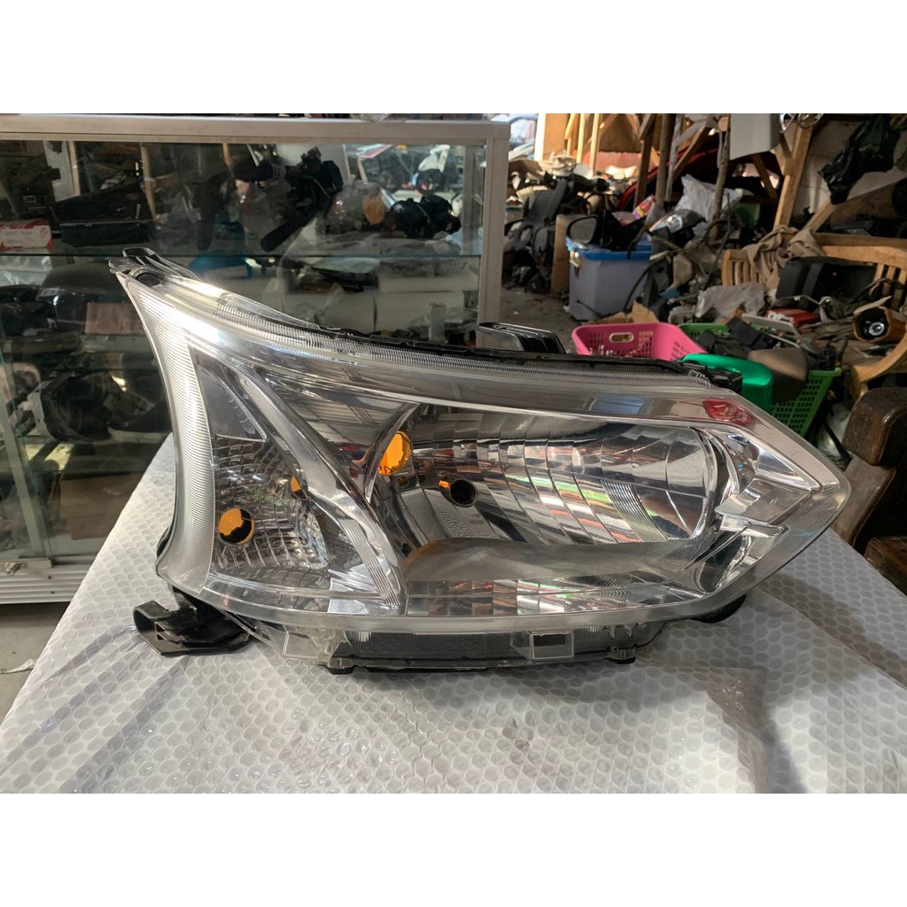 Headlamp Headlight Front Grand New Avanza Xenia Second Original