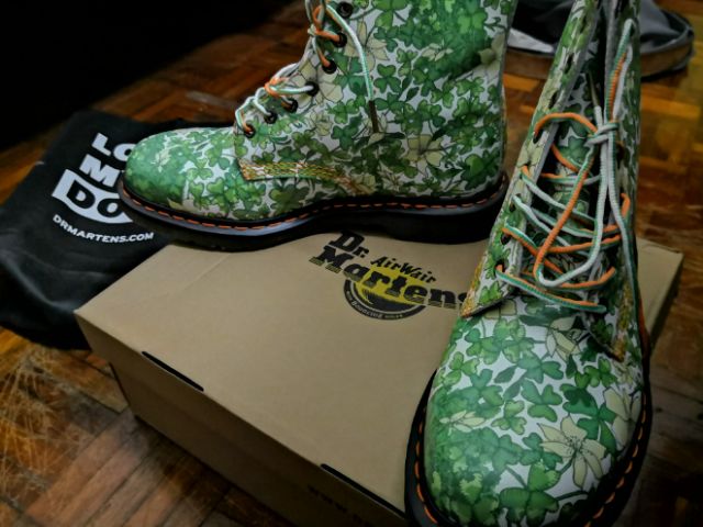 Dr martens st patrick best sale