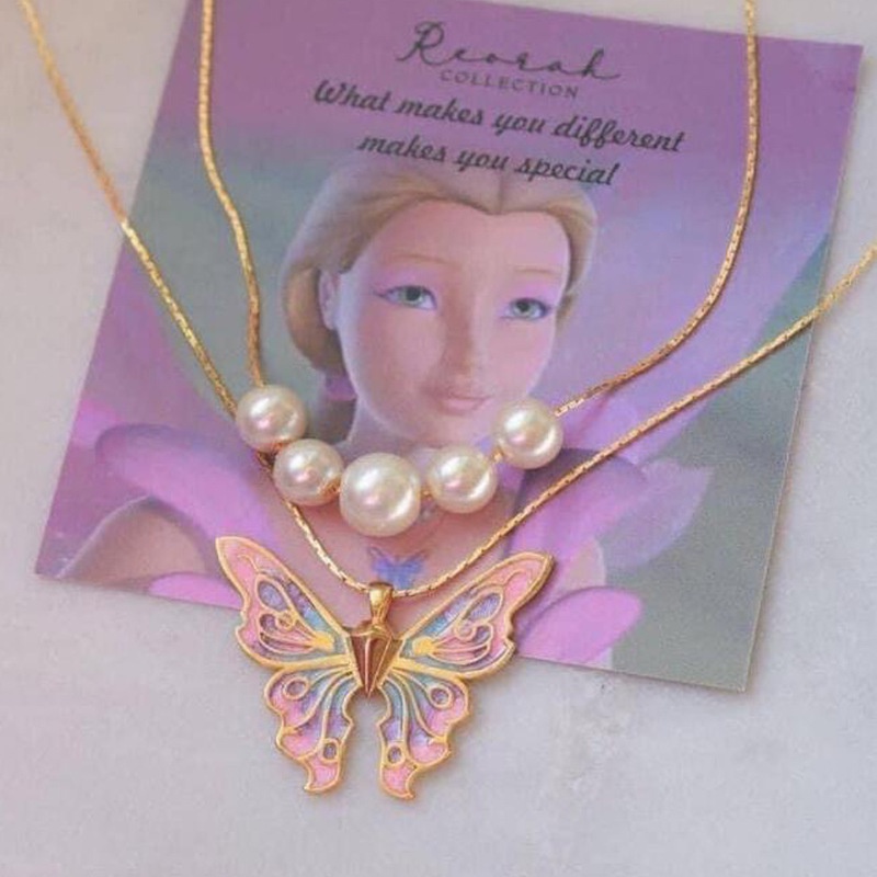 Barbie mariposa necklace sale