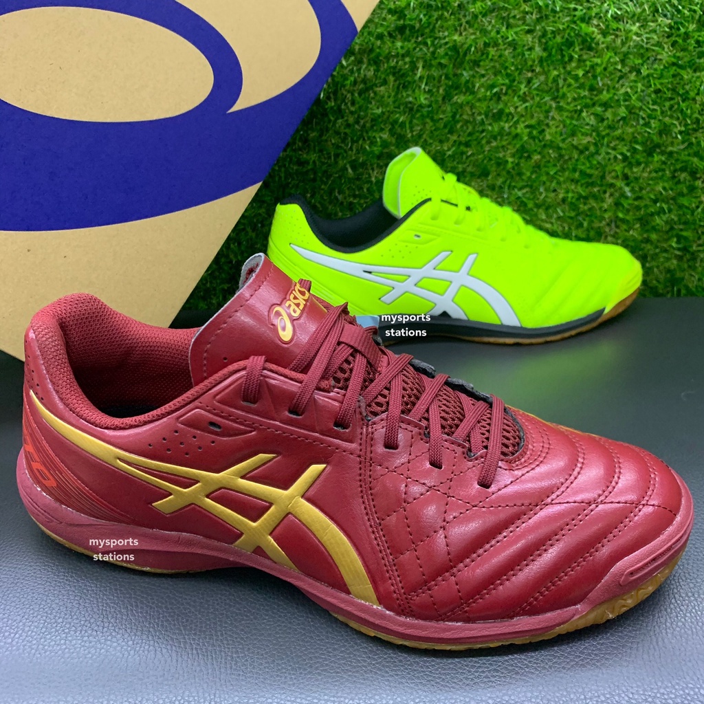 Asics shop futsal shoes