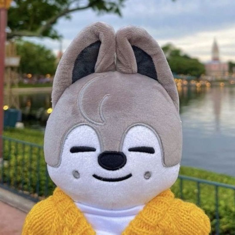 STRAYKIDS OFFICIAL SKZOO WOLFCHAN PLUSH | Shopee Malaysia
