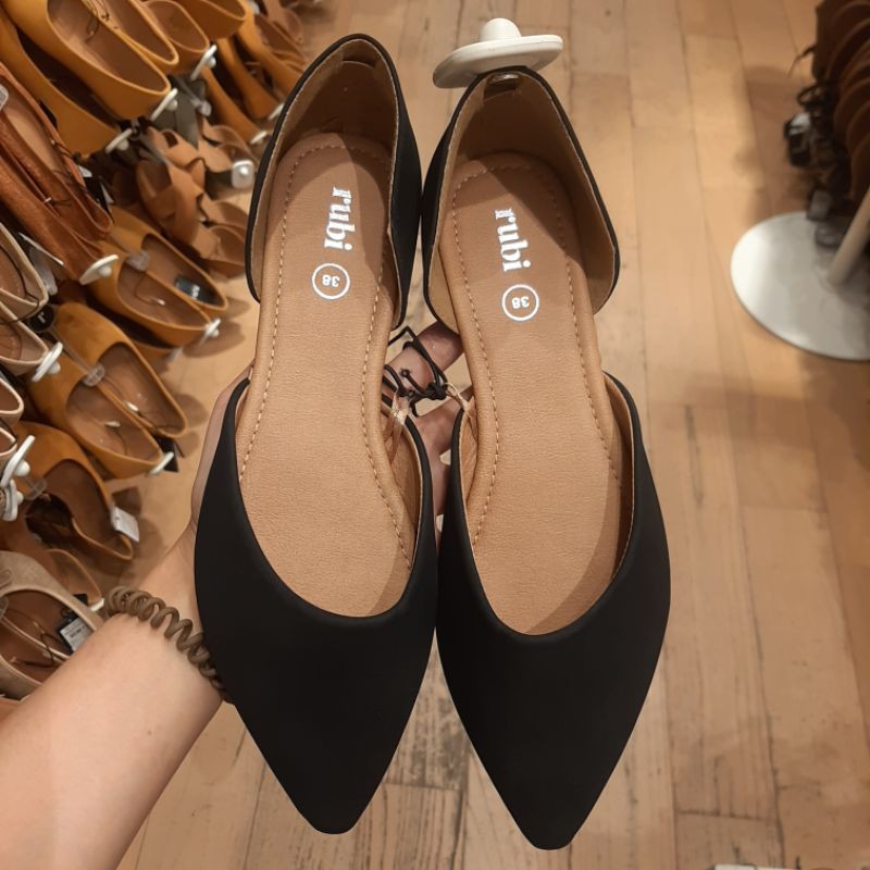 Flat shoes rubi hitam clearance