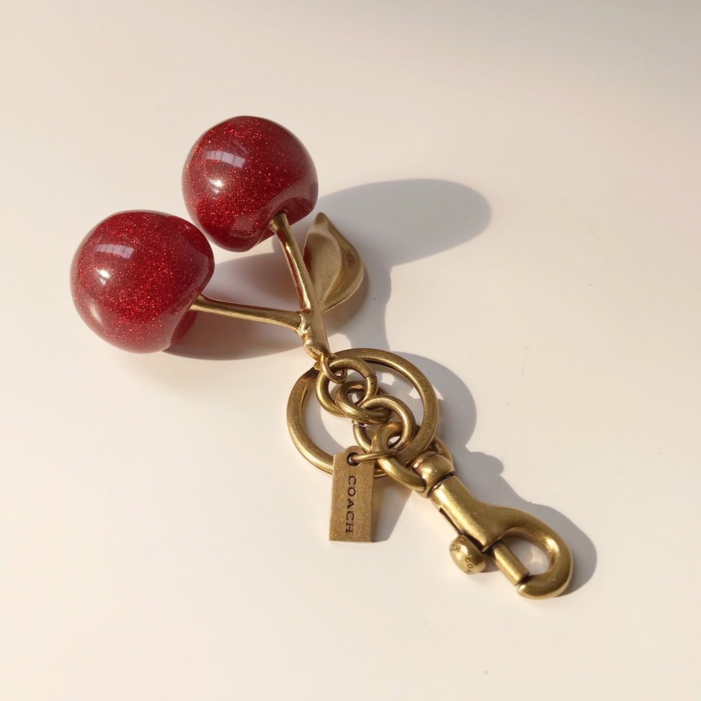 Coach RESIN CHERRY BAG CHARM - Keyring - red - Zalando.de