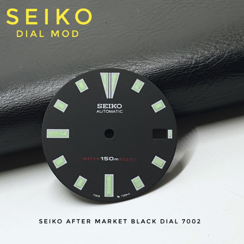 Seiko 2025 7002 dial