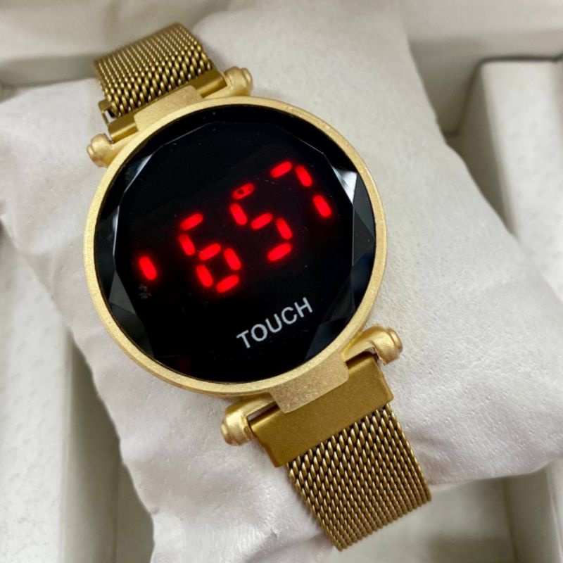 Fossil digital store touch