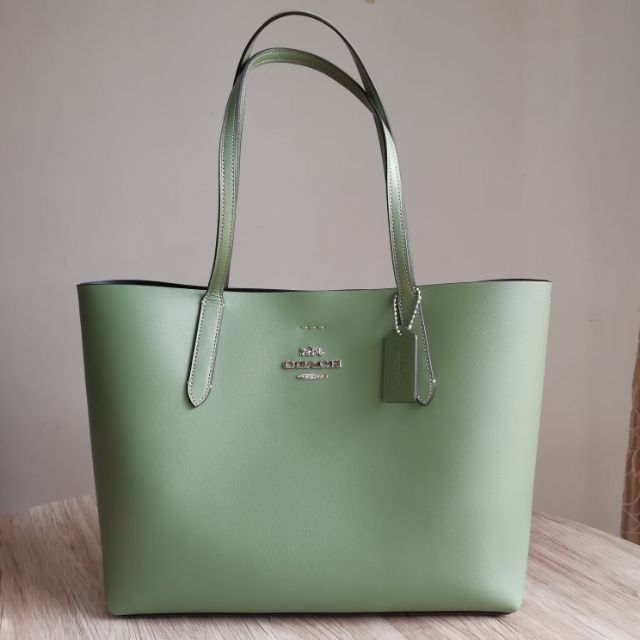 Avenue tote coach best sale