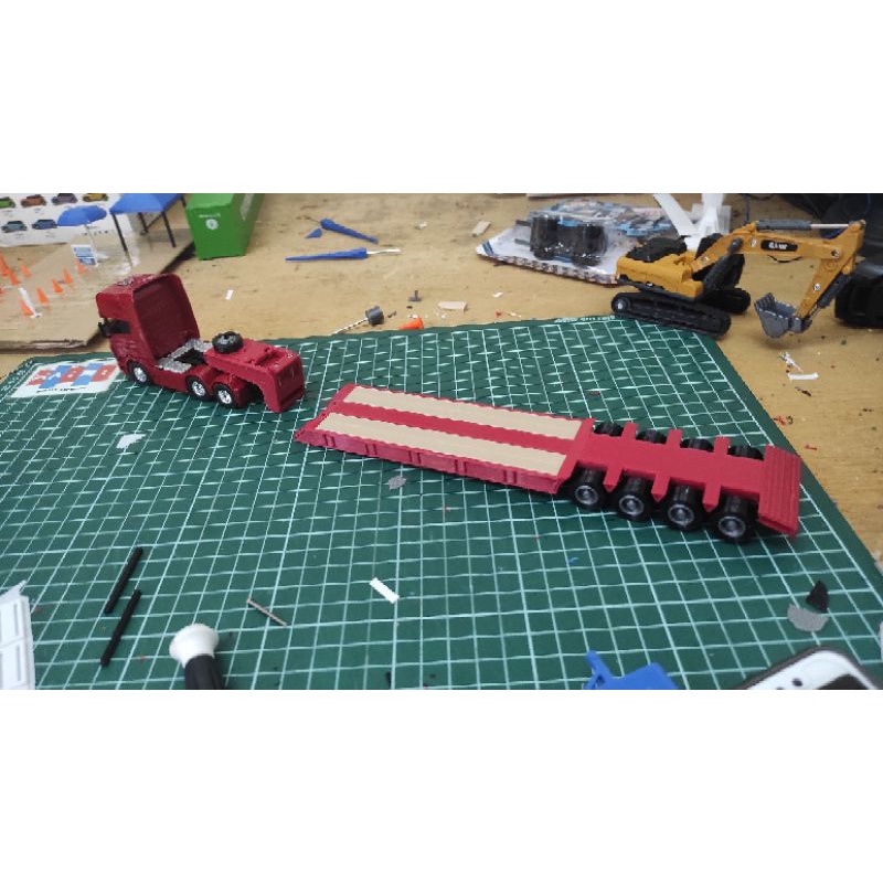 EKOR LOW LOADER SCALE 1/64 - SESUAI UNTUK TRUCK DIECAST | Shopee Malaysia