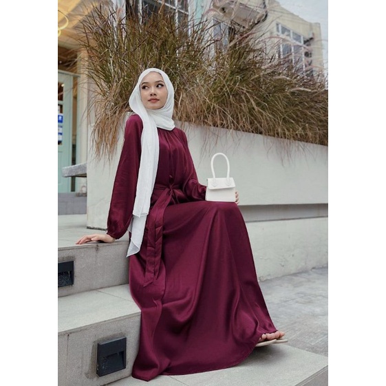 Muslimah premium satin dress Shopee Malaysia