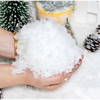 Faux Fake Snow Dry Plastic Snowflakes for Xmas Christmas Decorations -  China Faux Snow and Plastic Snow price