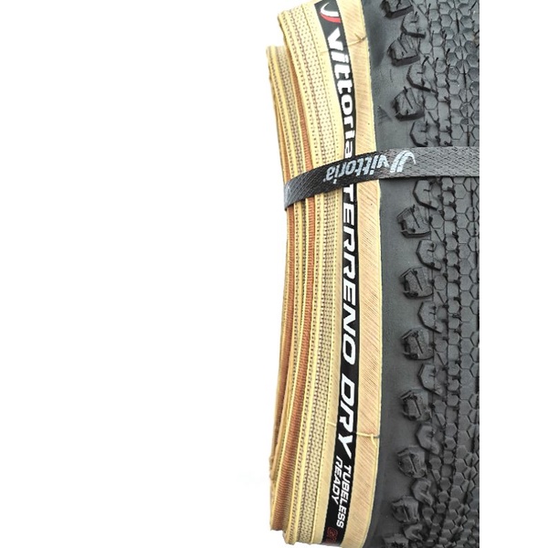 Pneu Vélo Gravel/route Vittoria Terreno MIX G 2.0 Tubeless - 700x31c - Noir Et Gris - Pour Surfaces Mixtes