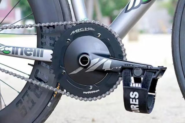 Pistard air 165mm 48t（MICHE PISTARD 2.0 FIXED GEAR GROUP