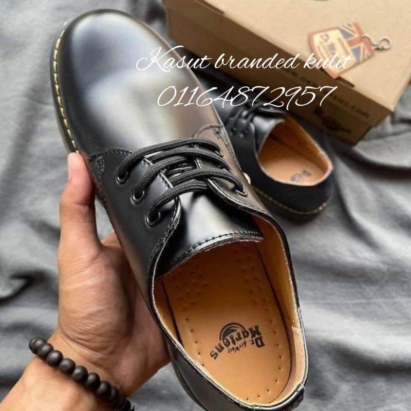 Dr martens 42 clearance 44