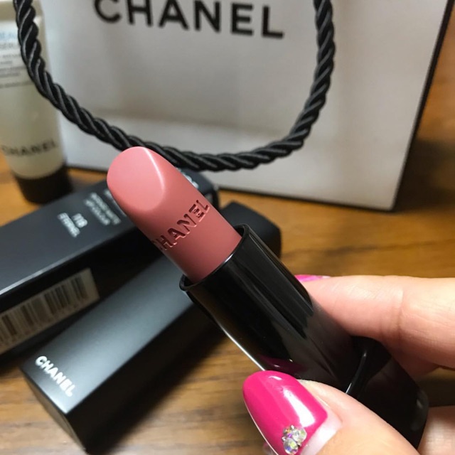 Chanel Rouge Allure Velvet Extreme Lipstick 118 Eternal