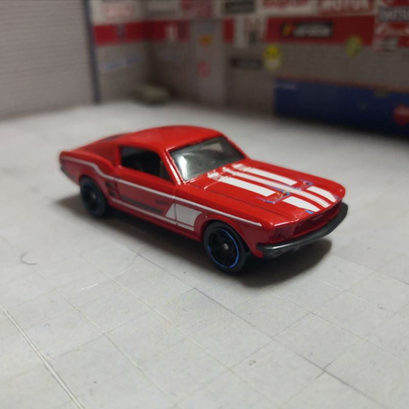 R7520 hot wheels online