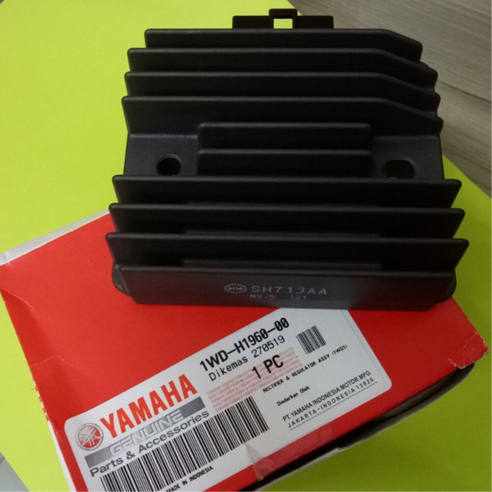 ORIGINAL 100 YAMAHA R25 COIL / YZFR25 RECTIFIER / REGULATOR