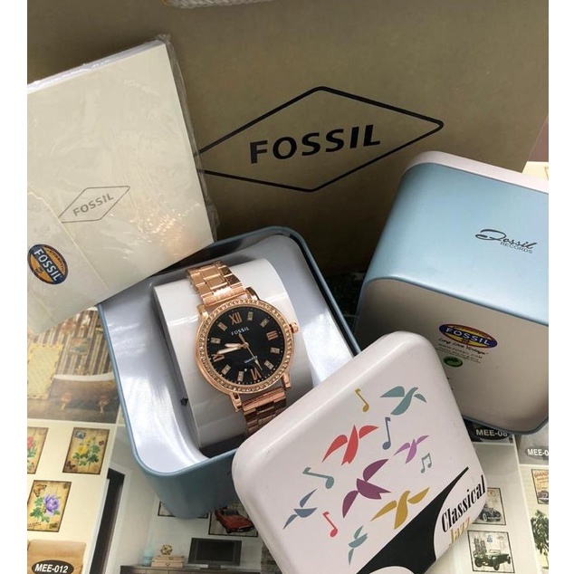 Fossil roman numerals design diamond stainless steel Rosegold watch women  full set
