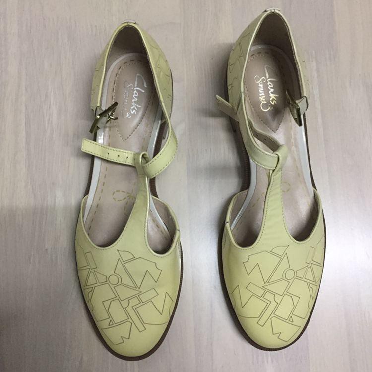 Clarks taylor palm best sale shoes