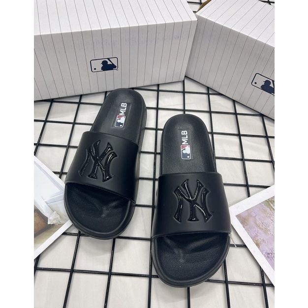 [GENUINE] Korean DOMESTIC NY MLB SLIPPERS BLACK EMERGED LOGO BLACK ...