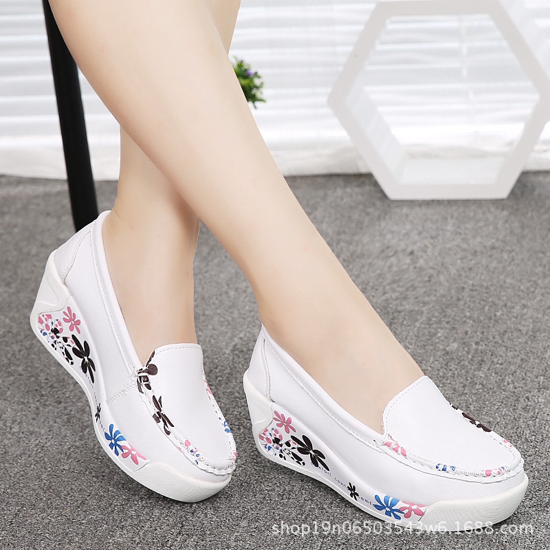 Ready Stock📣Woman Cushion nurse shoes Prited white slope with non-slip ...