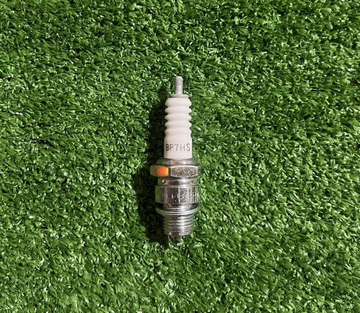 BP7HS NGK PLUG BP7HS NGK SPARK PLUG BP7 | Shopee Malaysia