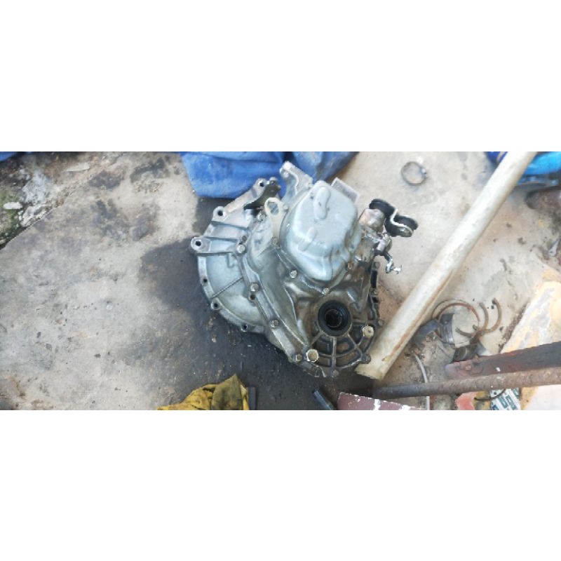 Gearbox manual 1.3 perodua bezza Gearbox Bezza Shopee Malaysia