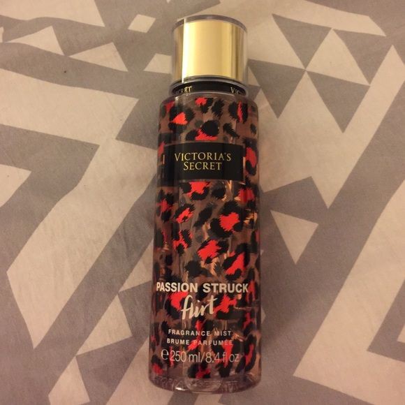 Victorias secret Passion Struck Flirt