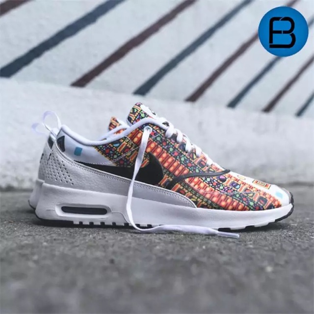 Air max thea shop liberty qs sneakers