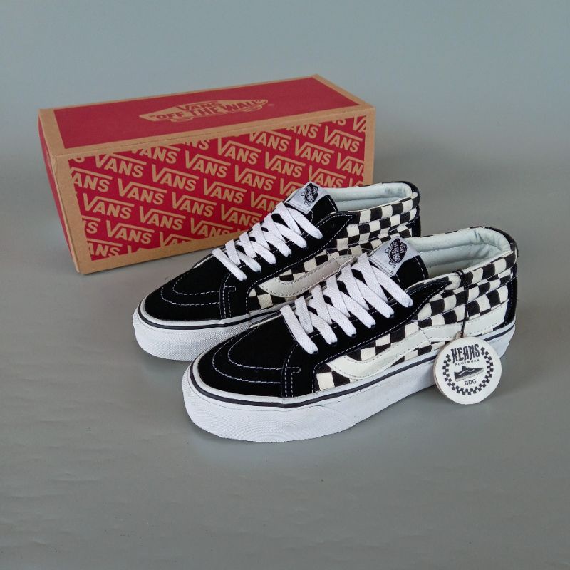 Vans Sk8 Mid Reissue Checkerboard Black White Classic | Shopee Malaysia