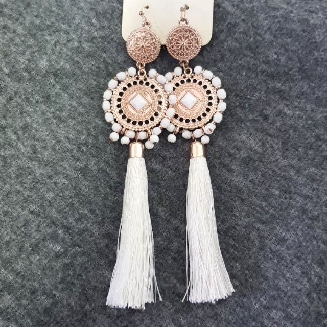 Lovisa Gold/ black tassel earrings