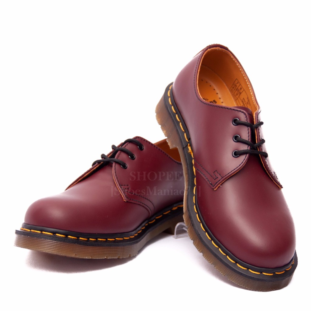 Martens cherry red best sale