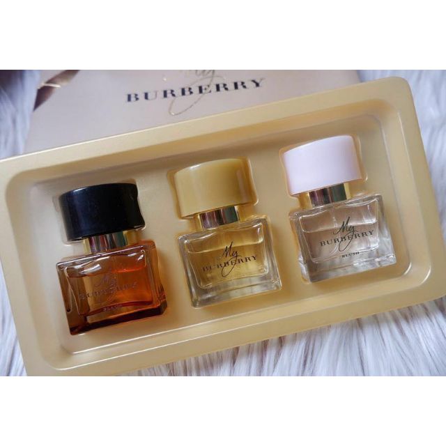 Burberry mini perfume outlet set