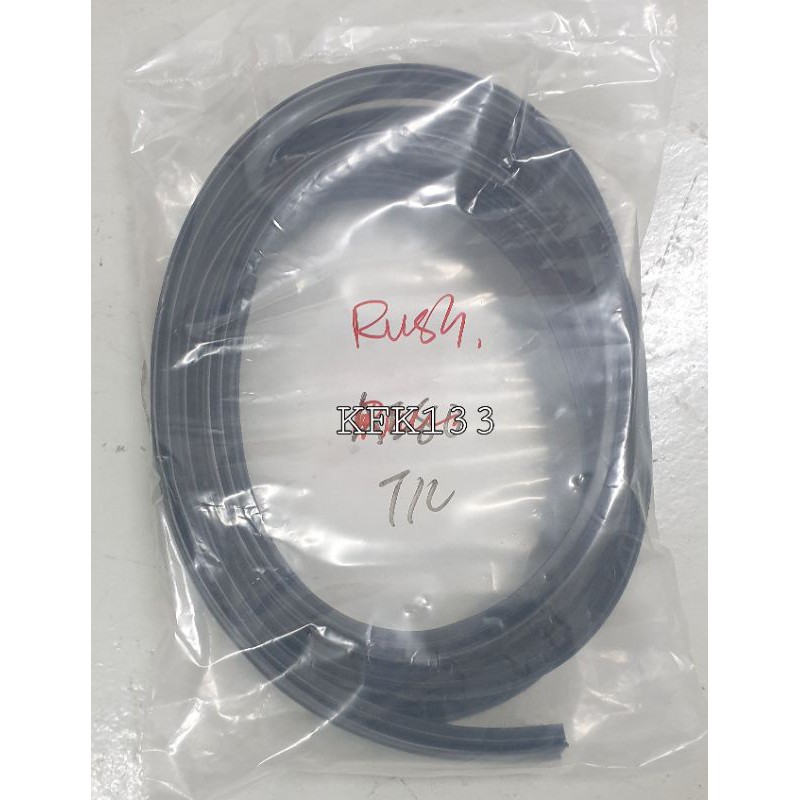 Toyota RUSH REAR BONNET RUBBER TAIL GATE | Shopee Malaysia